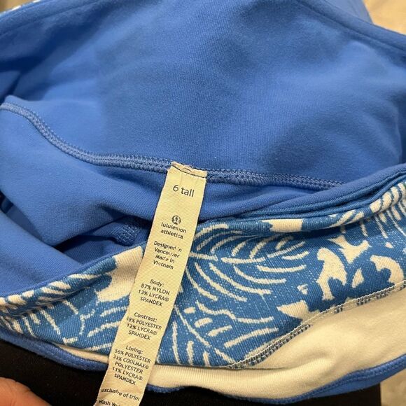 ✨Lululemon biker short - Picture 3 of 4